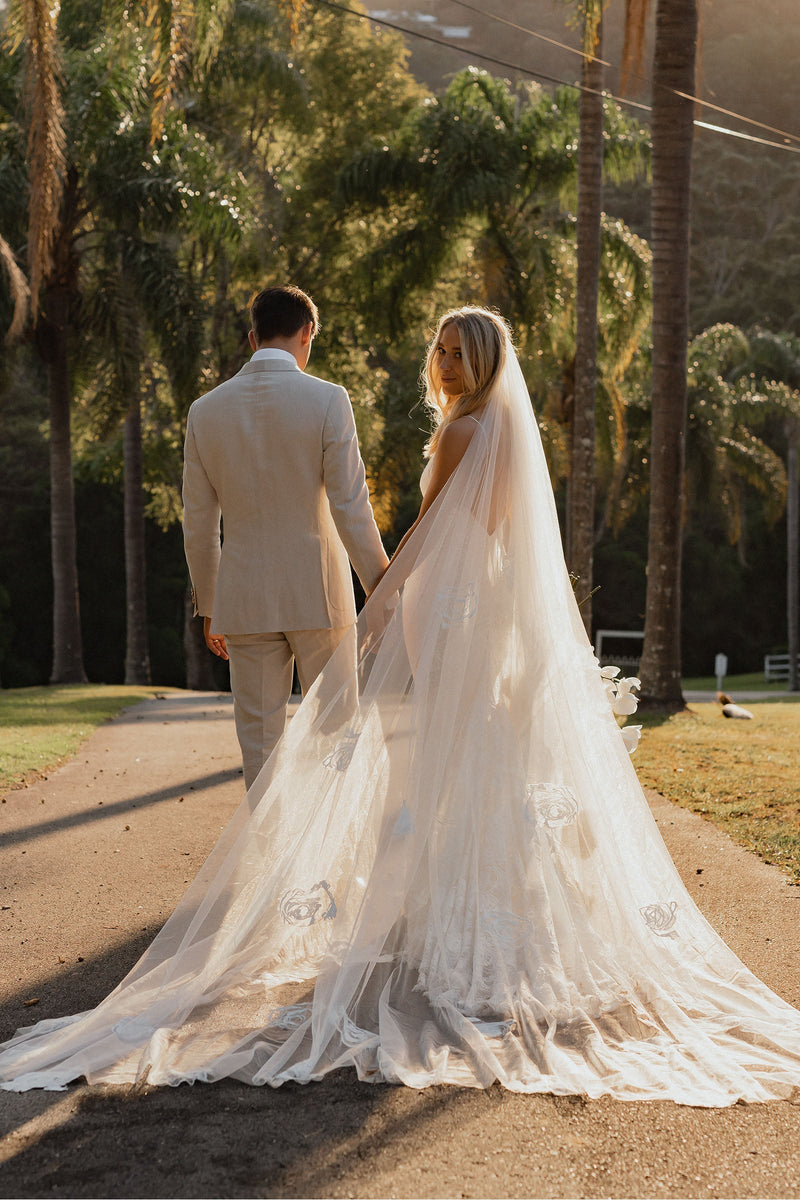 Fleur | Rose Embroidered Tulle Veil – Grace Loves Lace EU