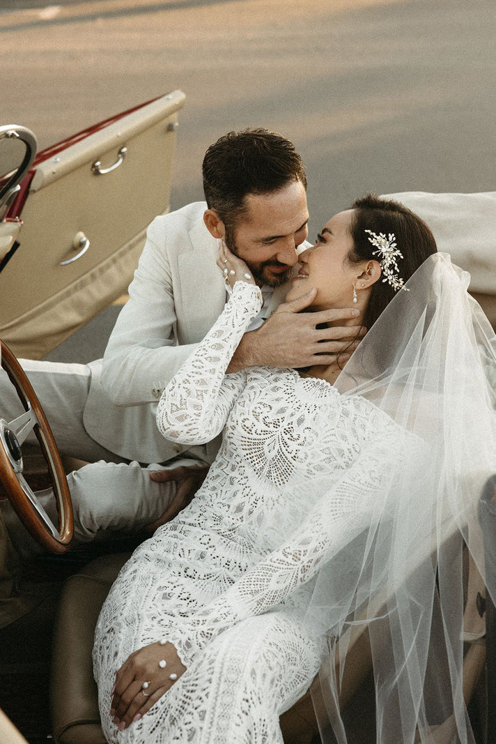 Wedding Dress Gallery | Grace Loves Lace Tagged "Nathalia" Grace Loves Lace EU Wedding Dress Gallery | Grace Loves Lace Tagged "Nathalia" Grace Loves Lace EU