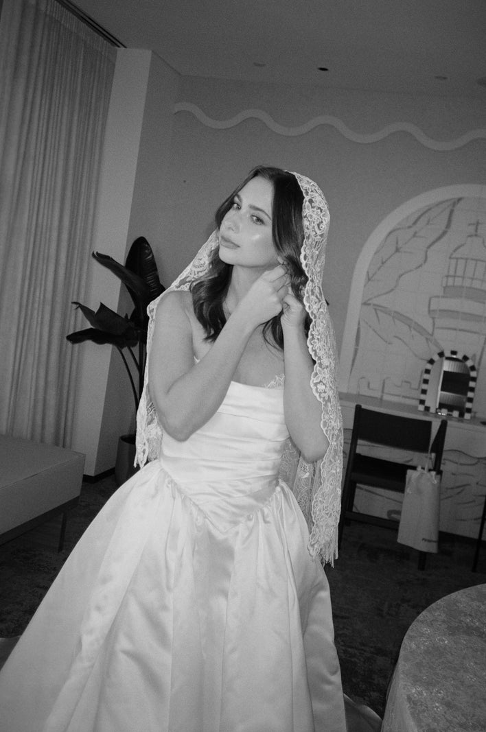 Grace Bride Naila in Vittoria by @kyle.ingram