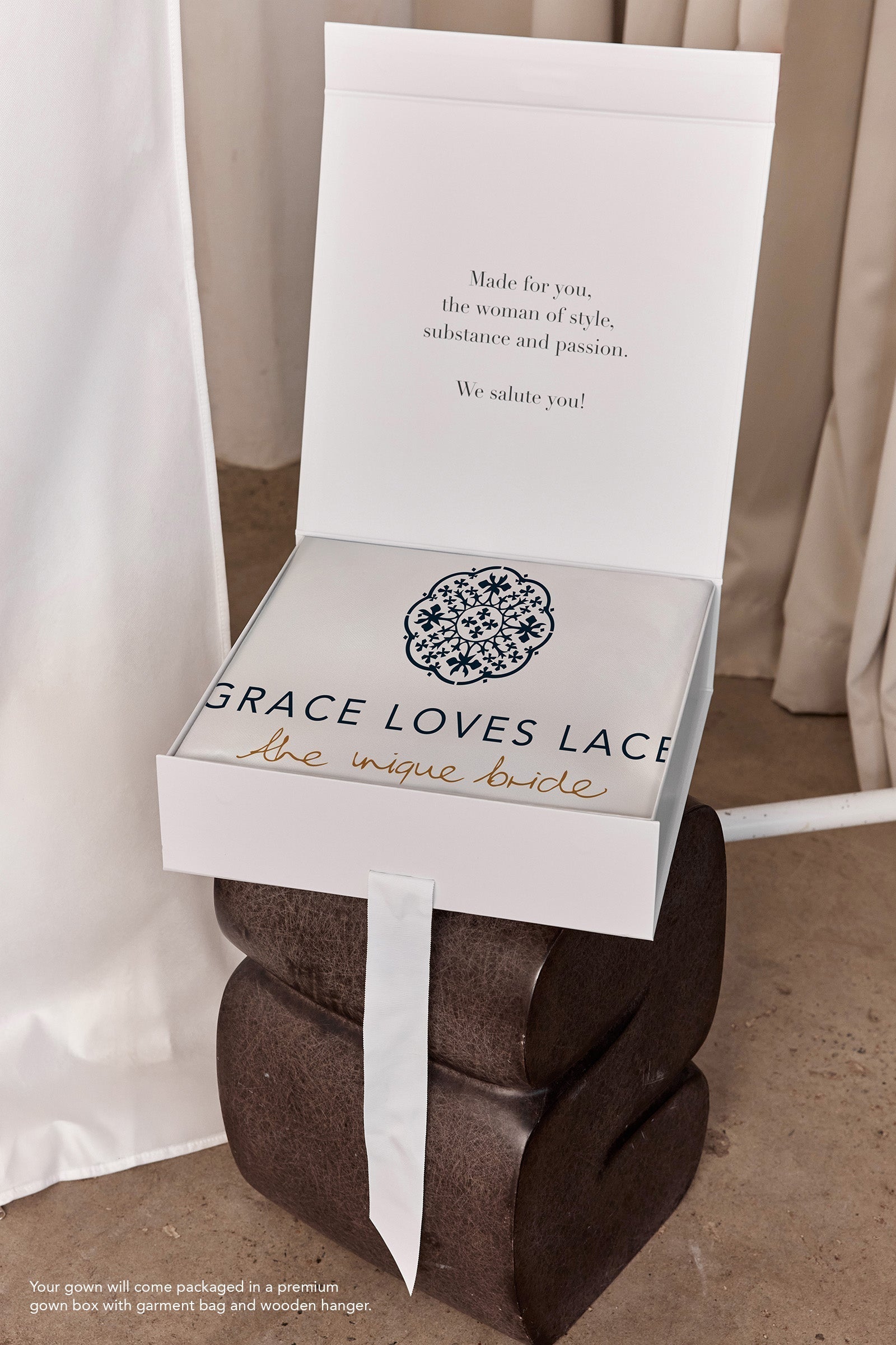 Grace Loves Lace wedding dress box and bag.