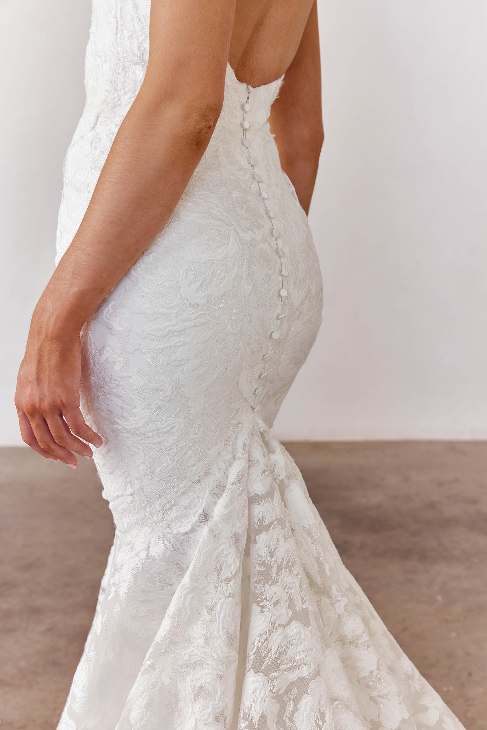 Close-up of Opaline's back detailing_XS_